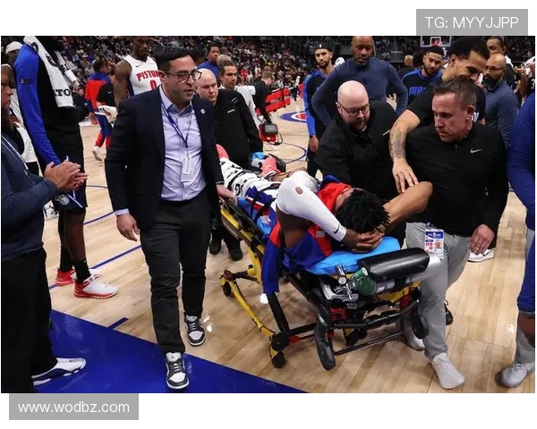 公牛后卫艾维左膝伤停至少两周